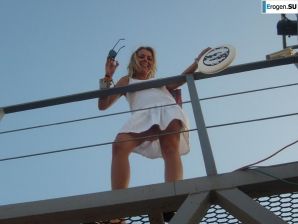 chronicles of the nudist beach. Thumb 15