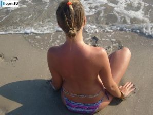 chronicles of the nudist beach. Thumb 18