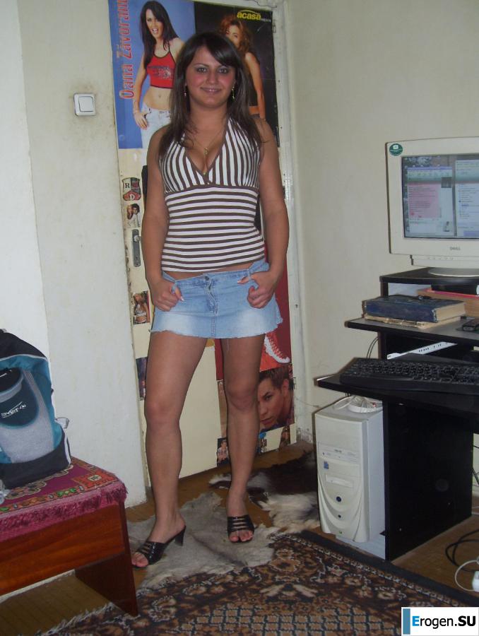 lush lascivious girl. Photo 15