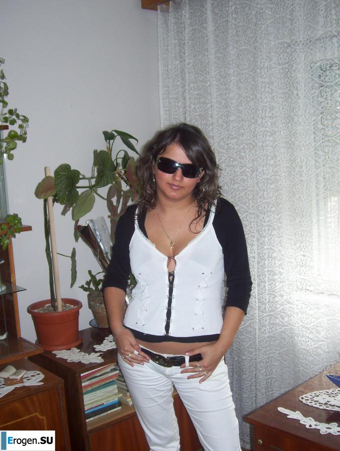 lush lascivious girl. Photo 27