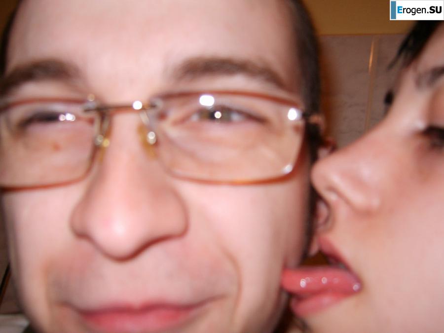 slightly gothic couple. Photo 10