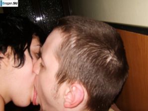 слегка готическая пара. Эскиз 34