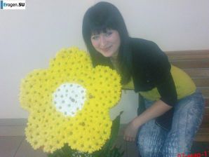 boy with two friends. Thumb 20