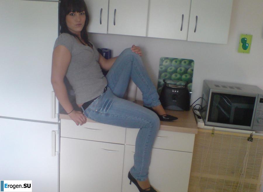 mischievous girl craves sex. Photo 32