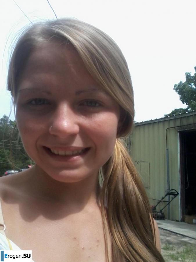 young miniature girl with a bald daddy. Photo 18