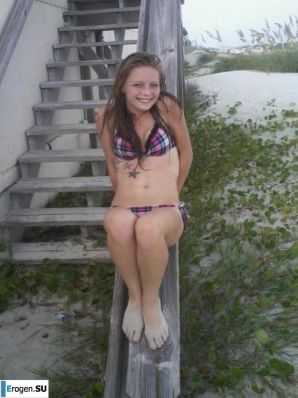 young miniature girl with a bald daddy. Thumb 13