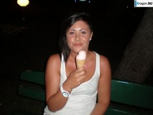 on the beach between us girls. Thumb 17