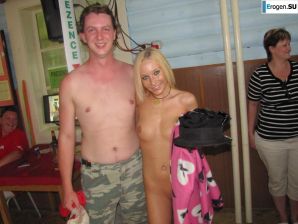 striptease at a corporate party. Thumb 24