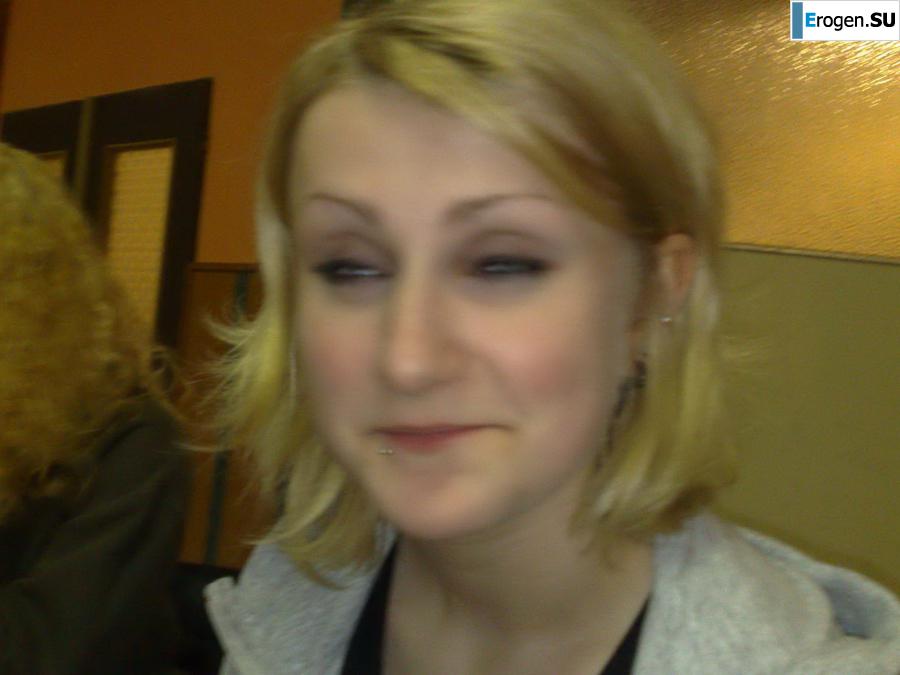 emphasis on tits. Photo 16