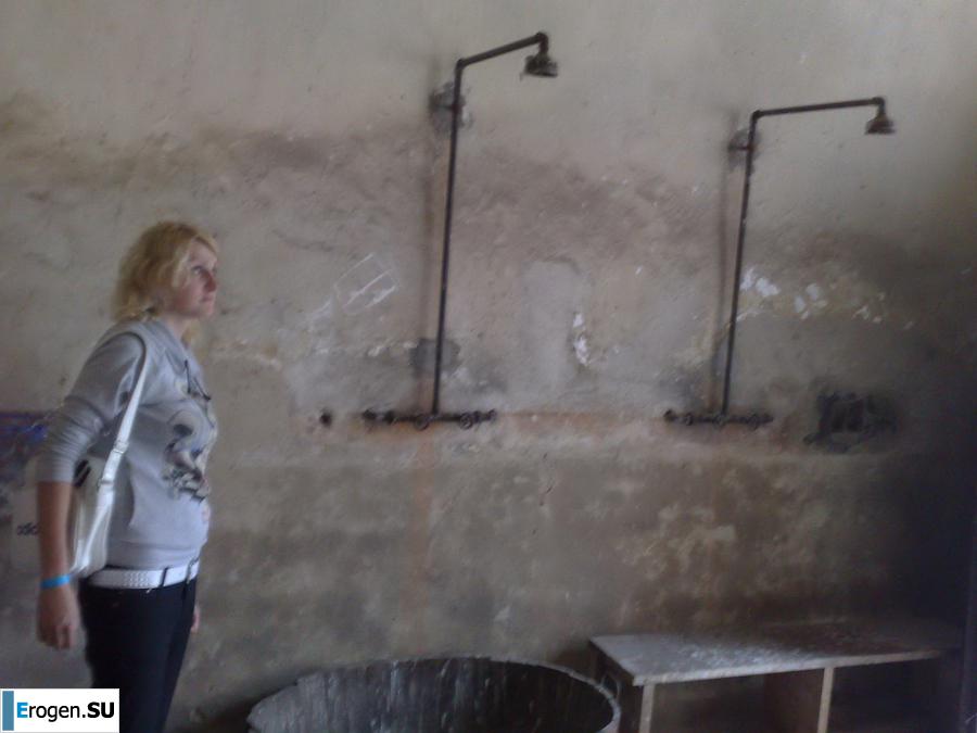 emphasis on tits. Photo 19