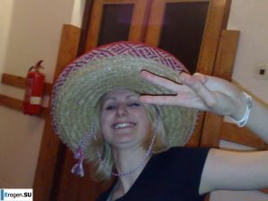 emphasis on tits. Thumb 9