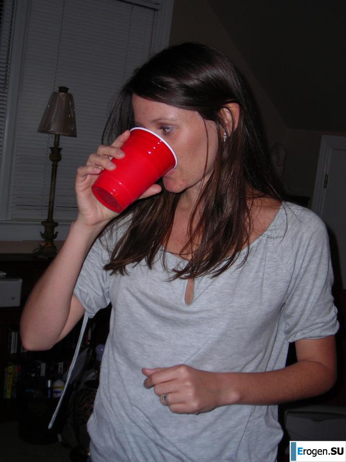 everyday life and relaxation of a brunette with her boyfriend. Photo 38