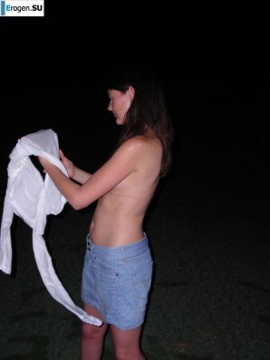 everyday life and relaxation of a brunette with her boyfriend. Thumb 32