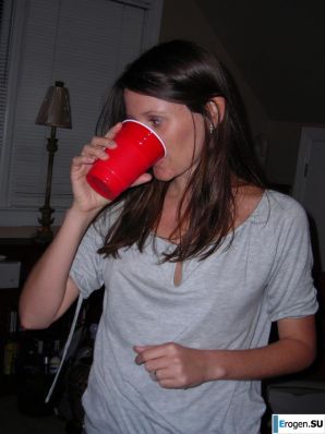 everyday life and relaxation of a brunette with her boyfriend. Thumb 38