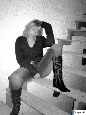 подружка пофоткала для инстаграмма. Эскиз 38