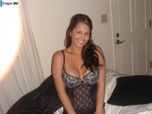 a guy picked up a young lady with buffers. Thumb 11