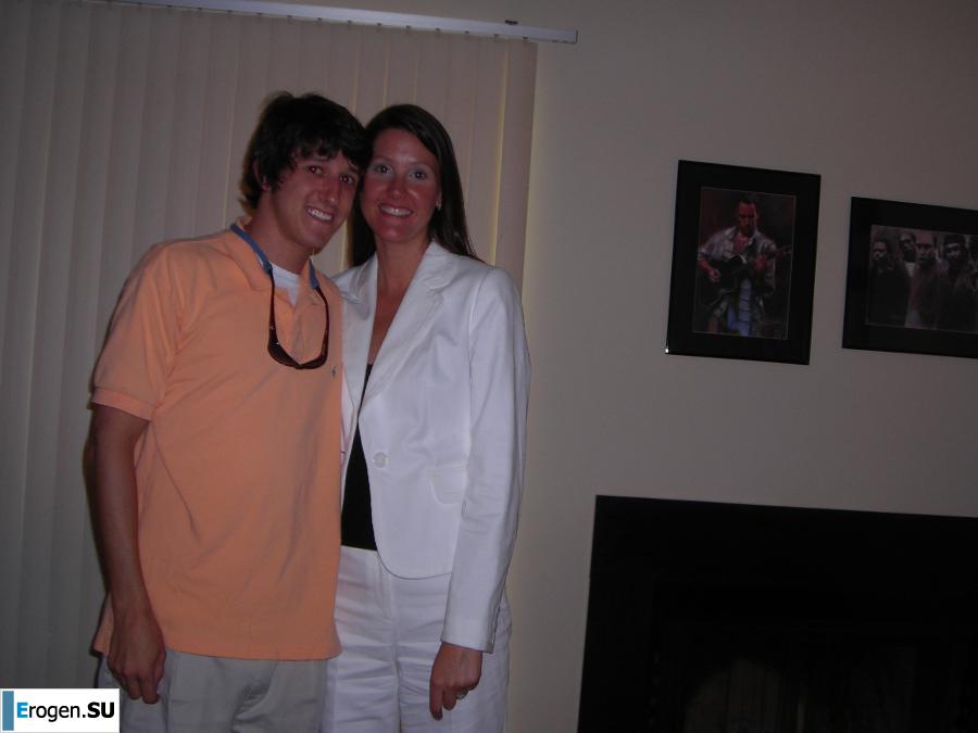 everyday life and relaxation of a brunette with her boyfriend. Part 2. Photo 9