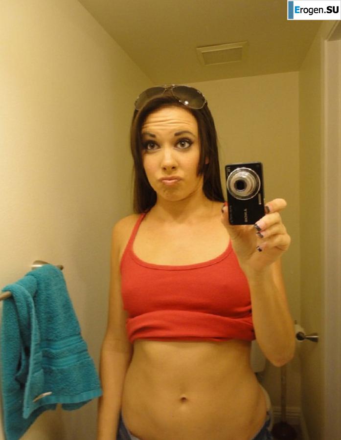 стриптиз перед зеркалом. Фото 50