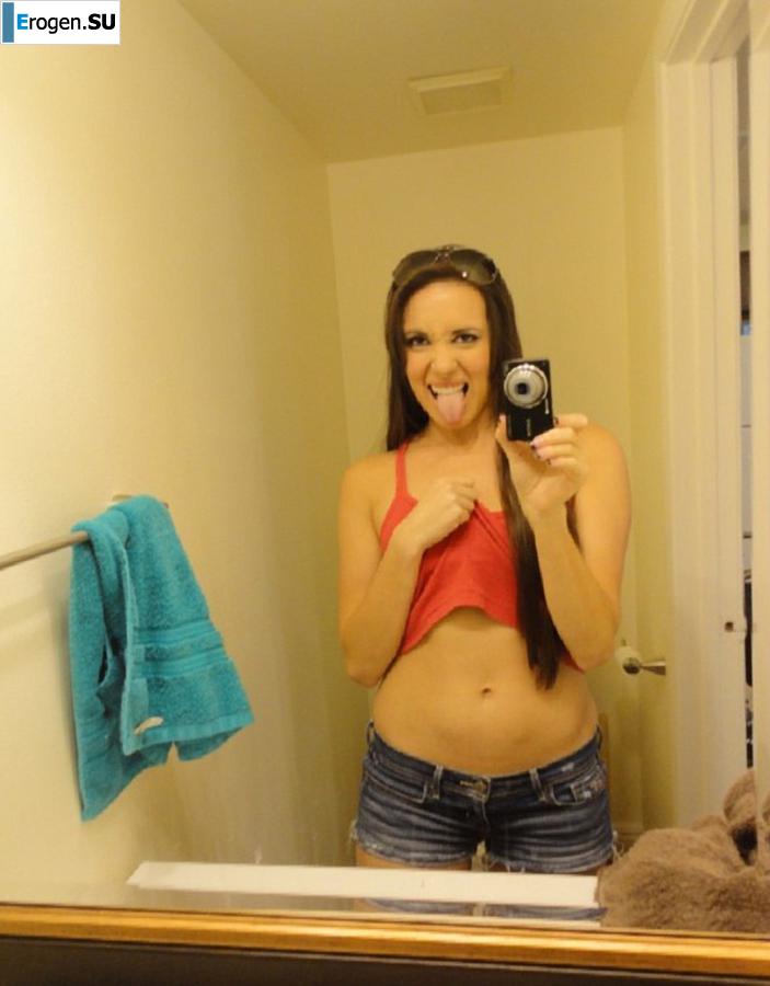 стриптиз перед зеркалом. Фото 9