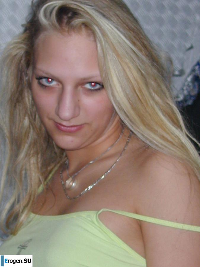 blonde with an animal look. Photo 24