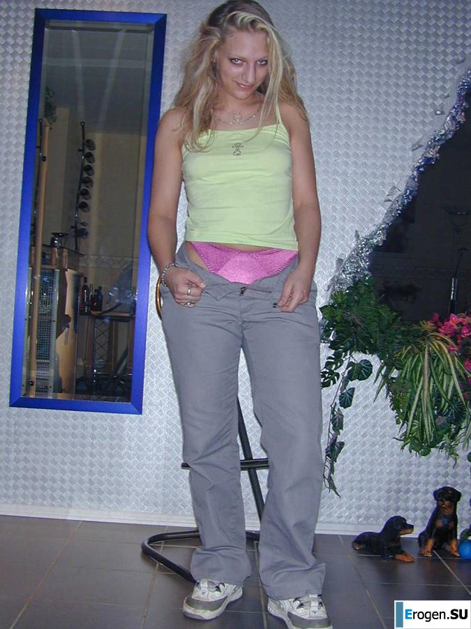 blonde with an animal look. Photo 9