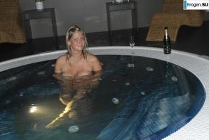 in some European town. Thumb 24