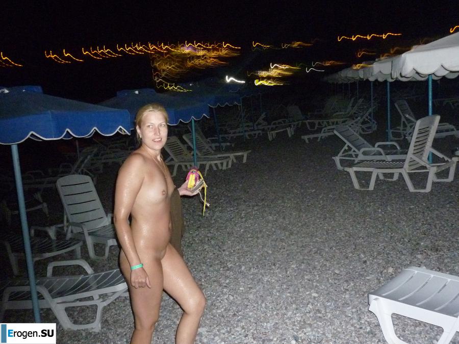 naked on the rocky shores. Photo 10