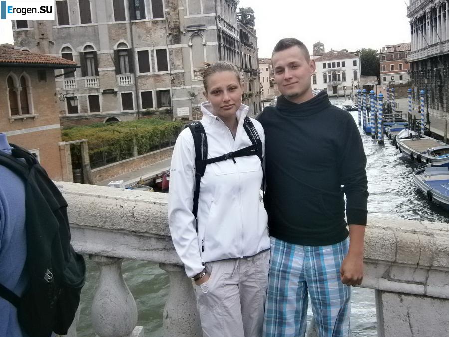 traveling with a loved one. Photo 24