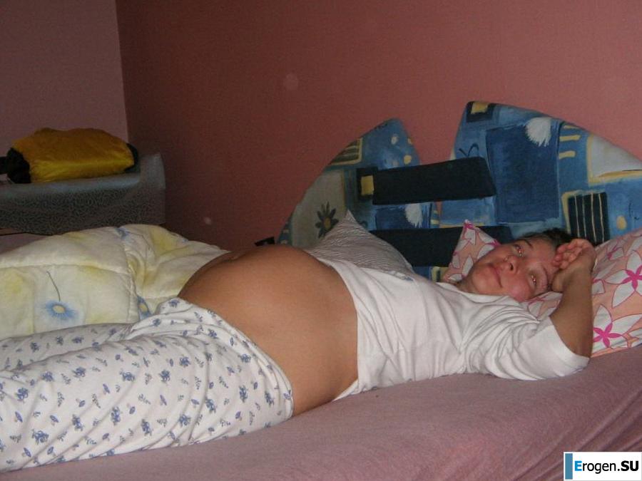 pregnant naughty girl. Photo 3