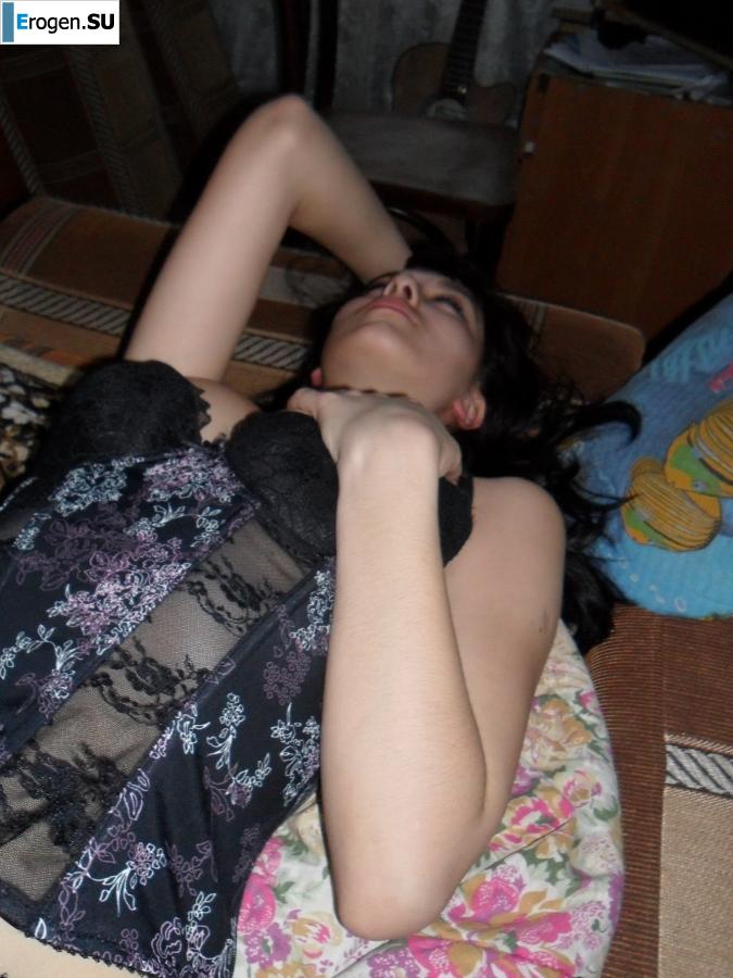 Russian cutie and sex with a guy. Photo 14