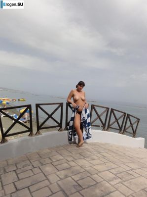 on the beach in Miami without a swimsuit. Thumb 34