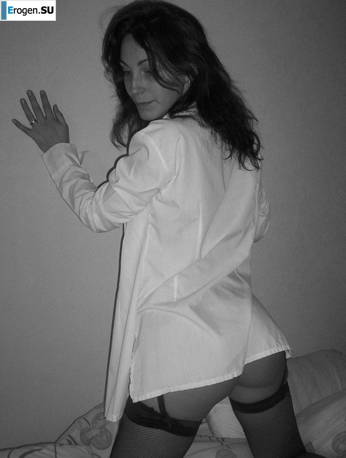 sensual undressed Frenchwoman. Photo 39