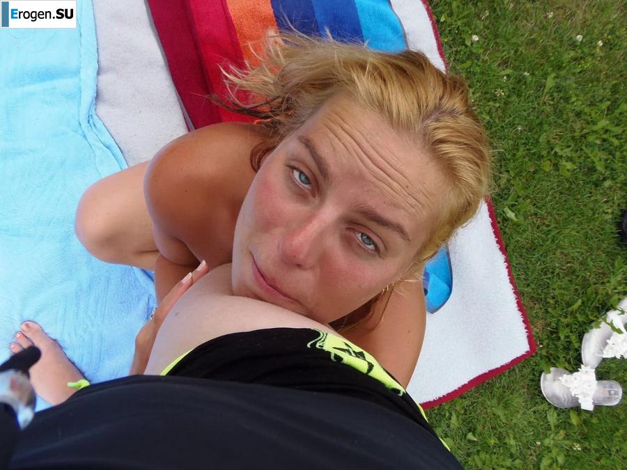 three girlfriends modestly misbehaving. Photo 16