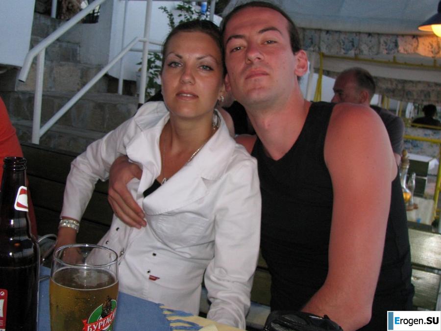 tanned girlfriends on a rocky shore. Photo 36