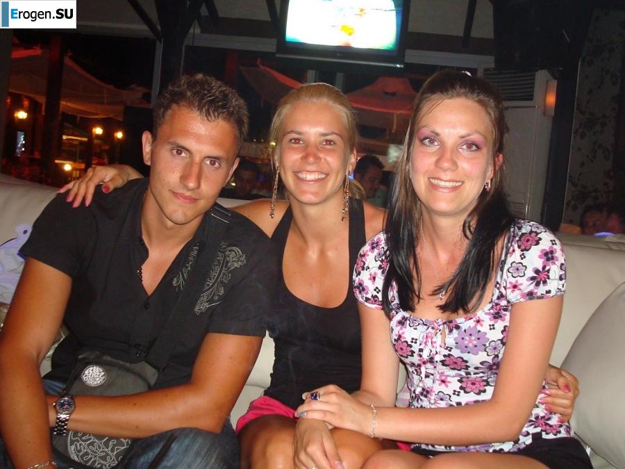 tanned girlfriends on a rocky shore. Photo 38