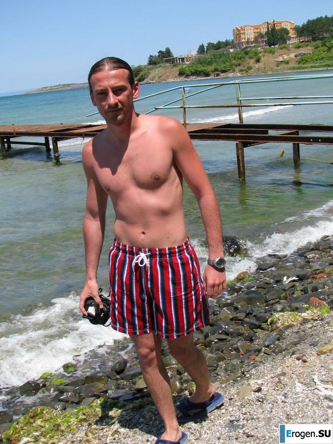 tanned girlfriends on a rocky shore. Part 2. Photo 3