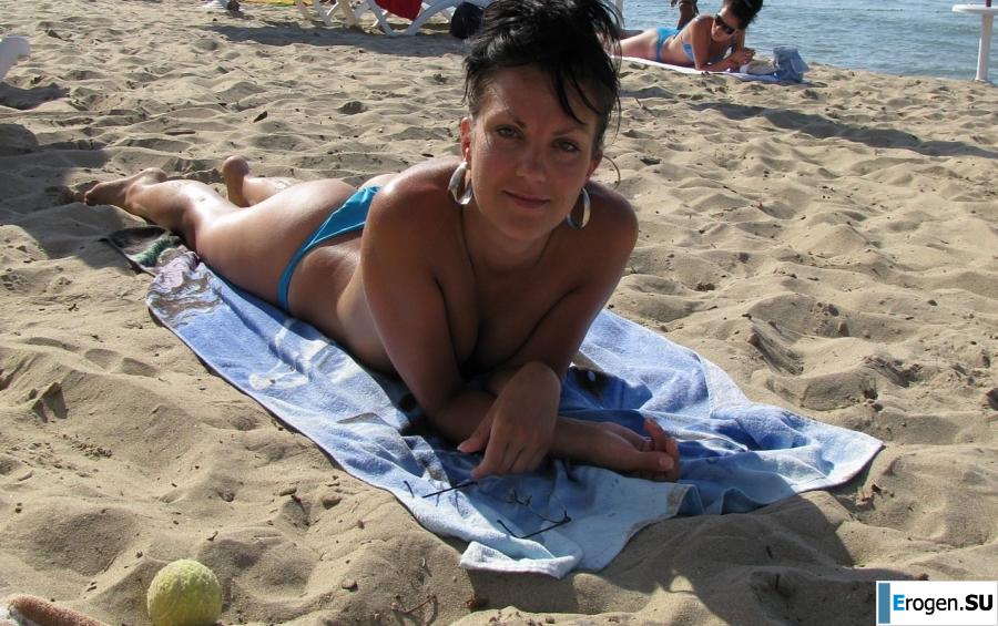 tanned girlfriends on a rocky shore. Part 2. Photo 8