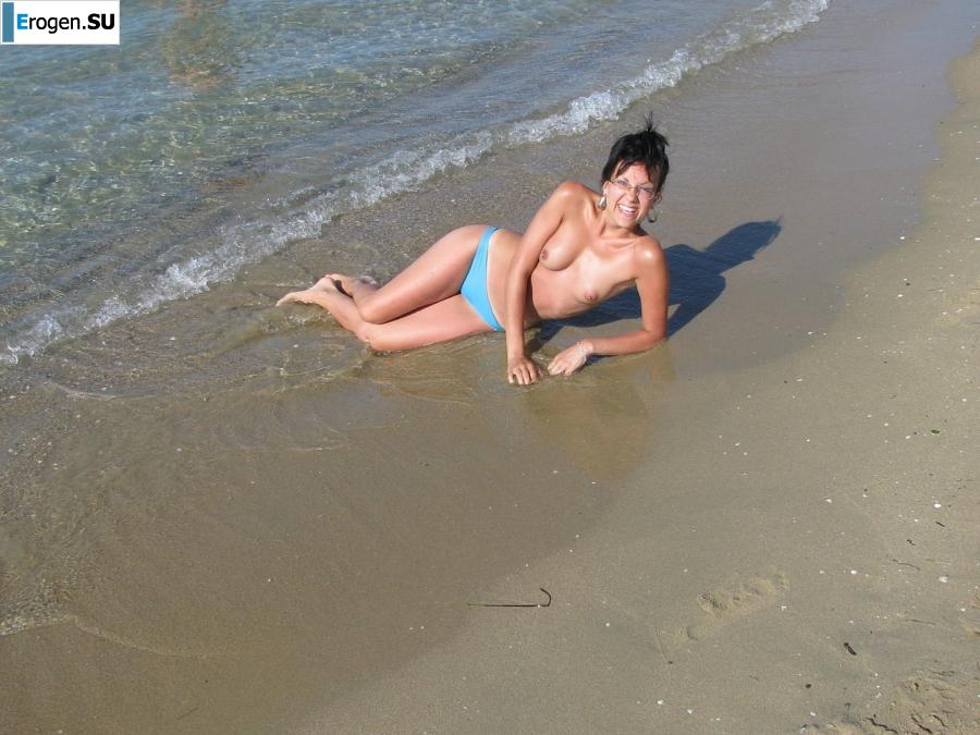 tanned girlfriends on a rocky shore. Part 2. Photo 9