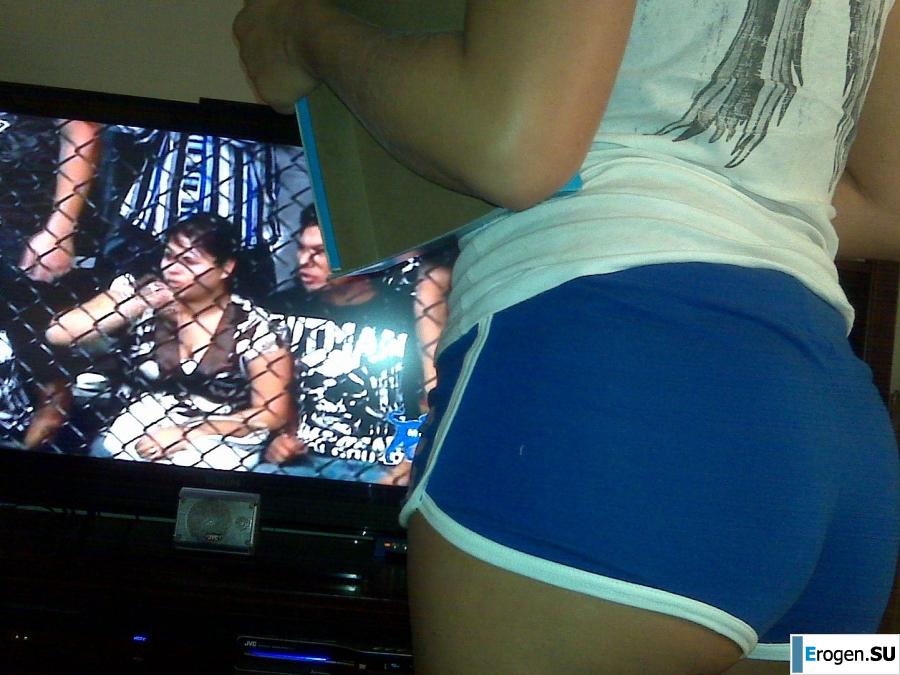 naked socialite. Photo 18