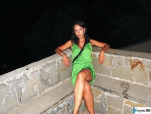 leave without a swimsuit. Thumb 31