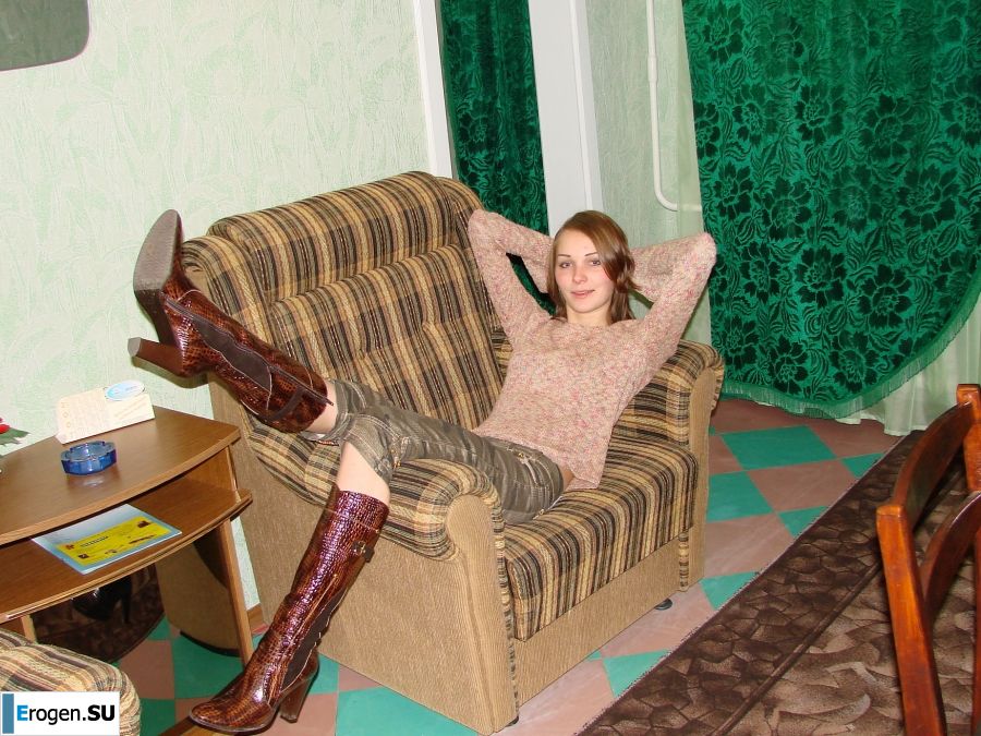 аппетитная студентка без одежды. Фото 8