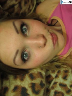 аппетитная студентка без одежды. Эскиз 37