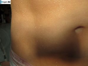 аппетитная студентка без одежды. Эскиз 7