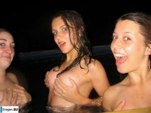 naked chicks in the pool. Thumb 7