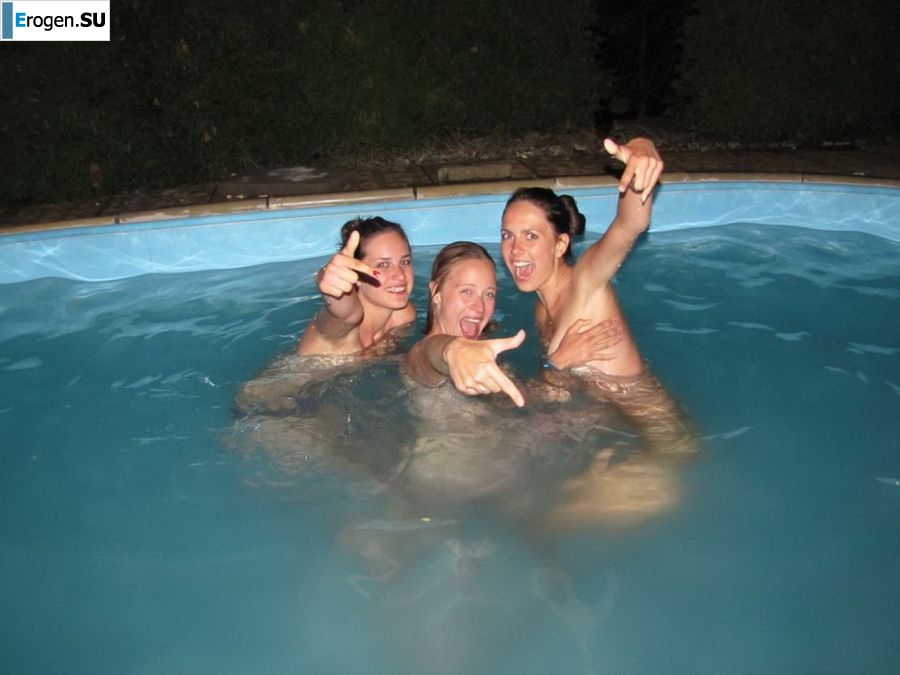 naked chicks in the pool. Part 2. Photo 26