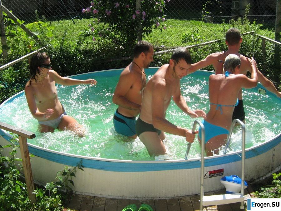 naked chicks in the pool. Part 2. Photo 3
