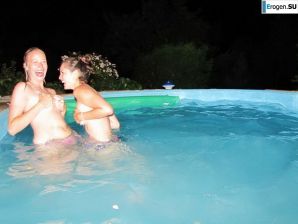 naked chicks in the pool. Part 2. Thumb 25