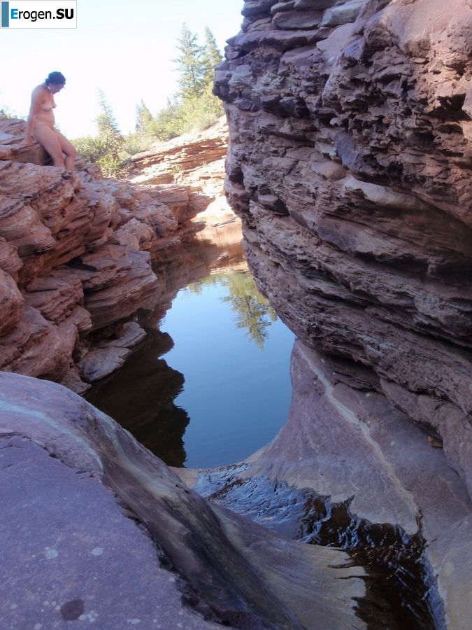 crazy girls in the canyon. Photo 19
