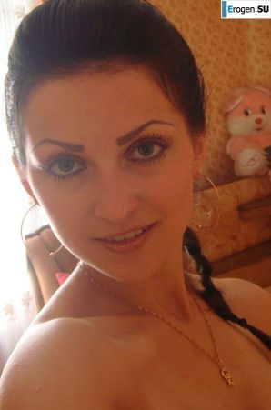 sultry sexy brunette. Part 3. Thumb 1