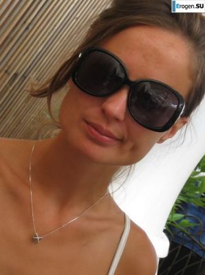 took off her bra somewhere on the rocky slopes. Thumb 28